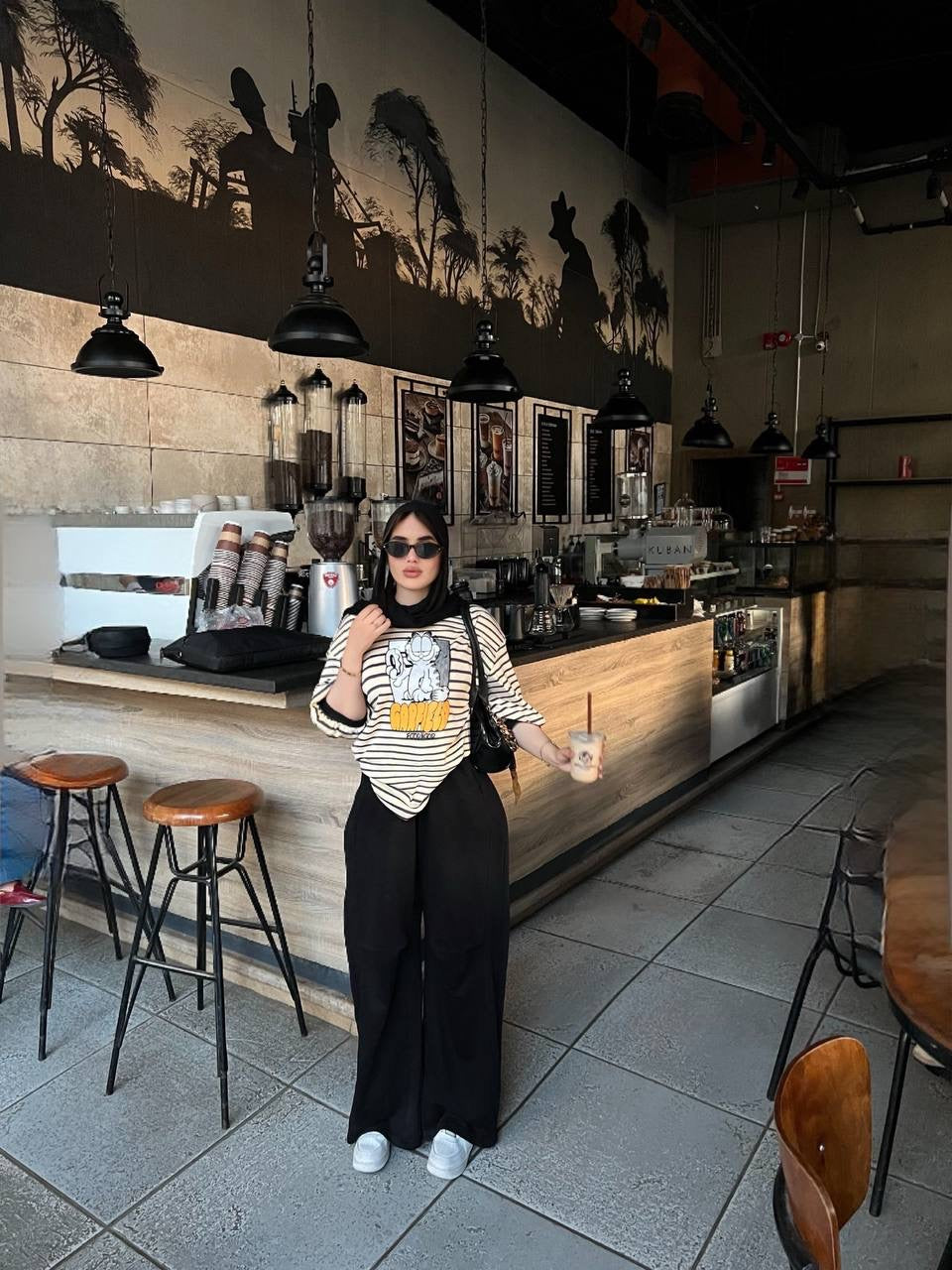 Lazy Mood Stripe Tee | تيشيرت مقلم أبيض وأسود - صورة 15 | Elite EG