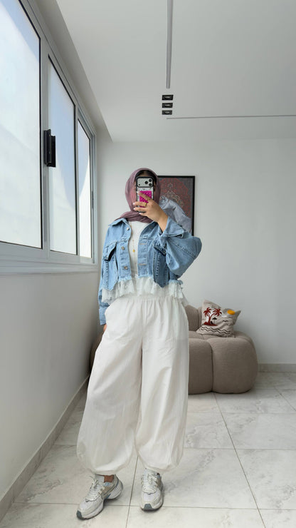 Lace Hem Cropped Denim Jacket | جاكت جينز قصير بدانتيل - صورة 4 | Elite EG