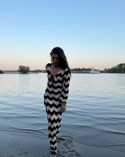Zigzag Crochet Maxi Dress | فستان كروشيه ماكسي - صورة 5 | Elite EG