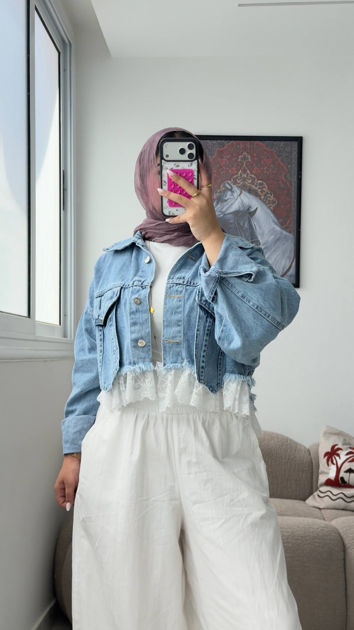 Lace Hem Cropped Denim Jacket | جاكت جينز قصير بدانتيل - صورة 1 | Elite EG