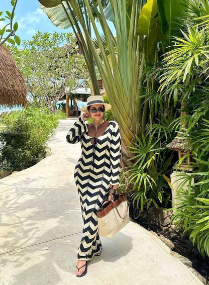 Zigzag Crochet Maxi Dress | فستان كروشيه ماكسي - صورة 10 | Elite EG
