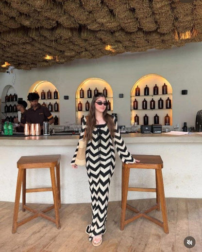 Zigzag Crochet Maxi Dress | فستان كروشيه ماكسي - صورة 7 | Elite EG