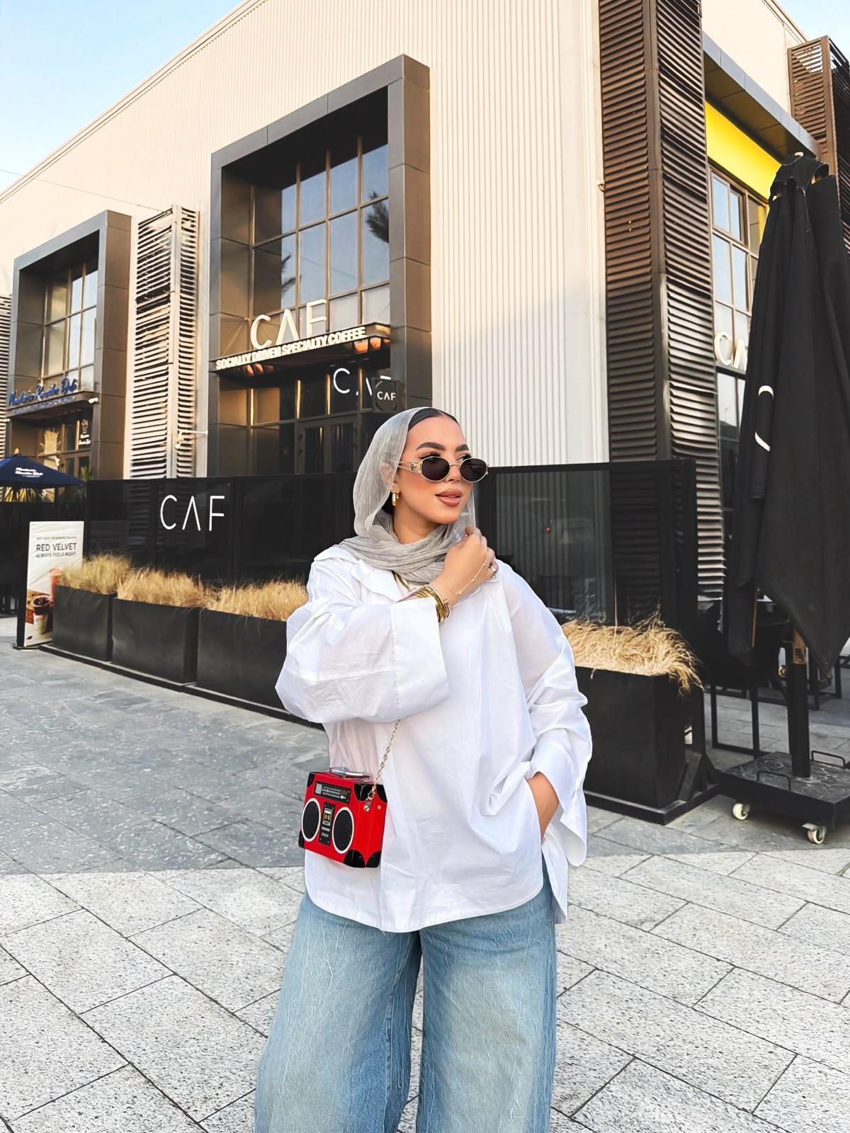 Cloud Hood Tee | تيشيرت بكابيشون - صورة 5 | Elite EG