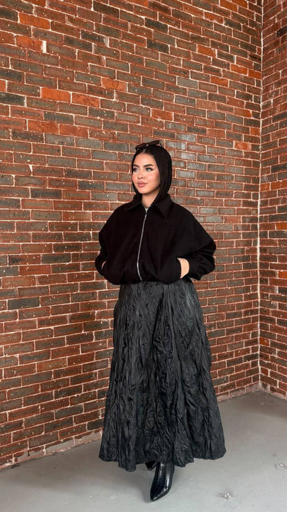 Ripple Crinkle Maxi Skirt — Black